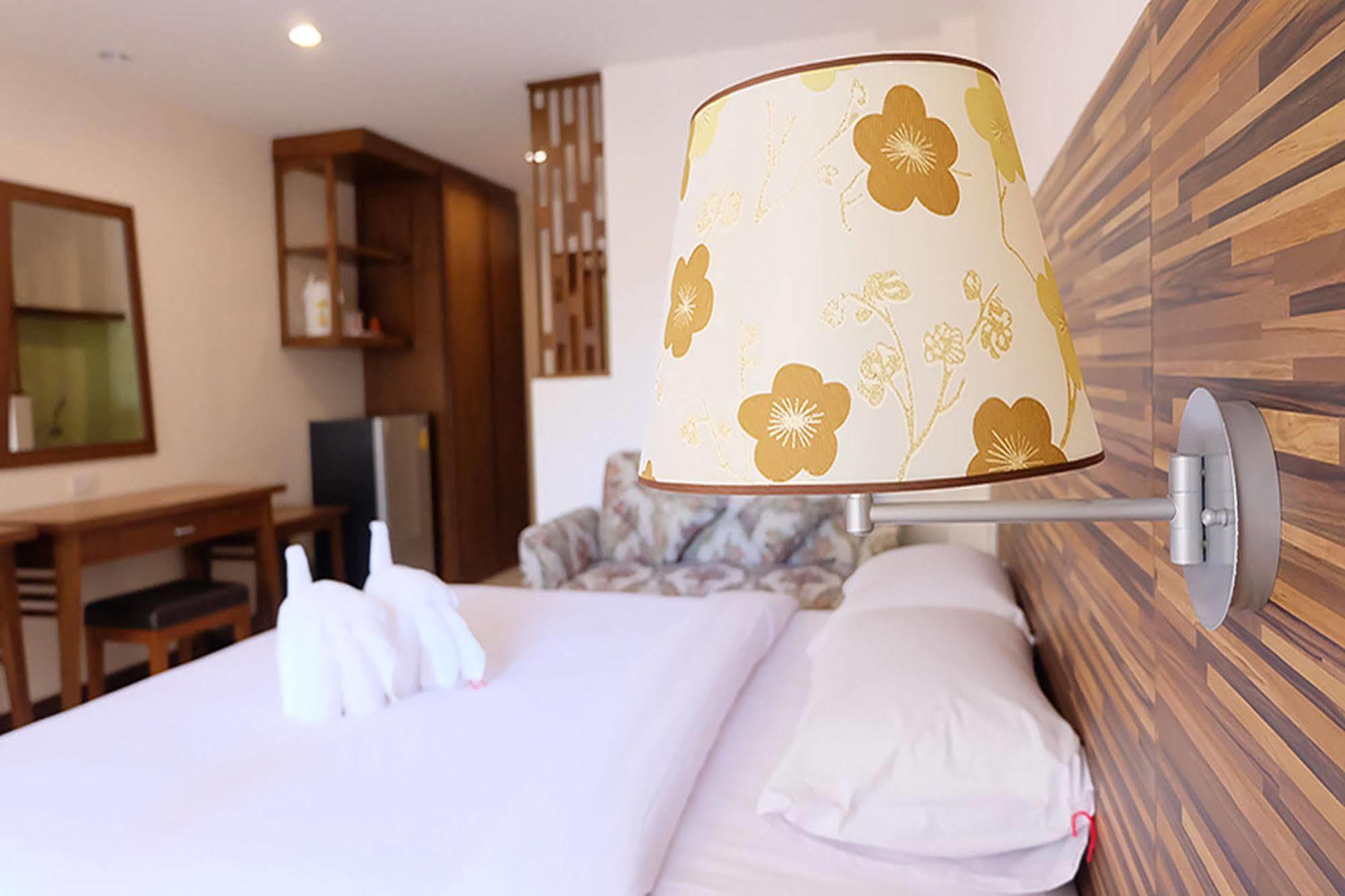 D Hotel Pattaya Εξωτερικό φωτογραφία